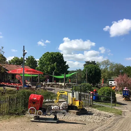 아파트 Moni Mit 2 Separaten Am Silbersee Frielendorf